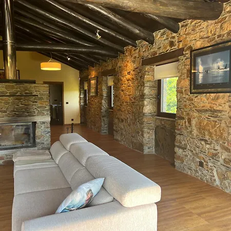 Casa Ramona En Ribeira Sacra Holiday home Lugo