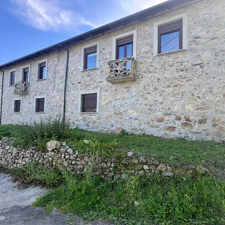 Holiday home Casa Ramona En Ribeira Sacra *